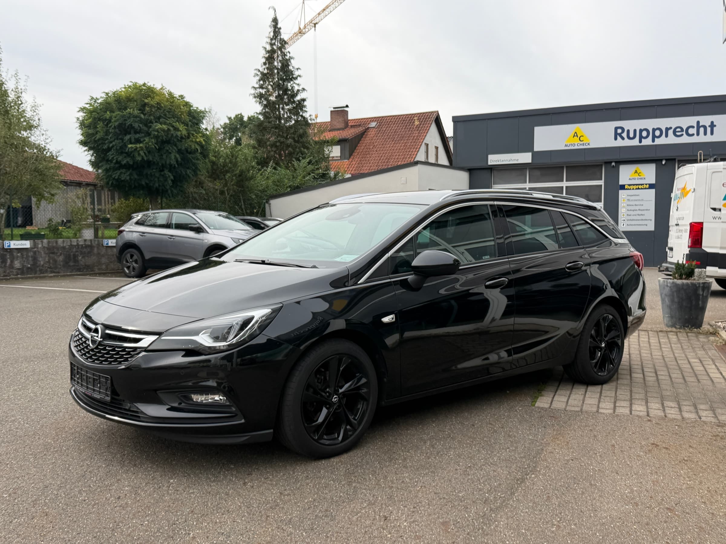 Opel Astra  – Bild 4