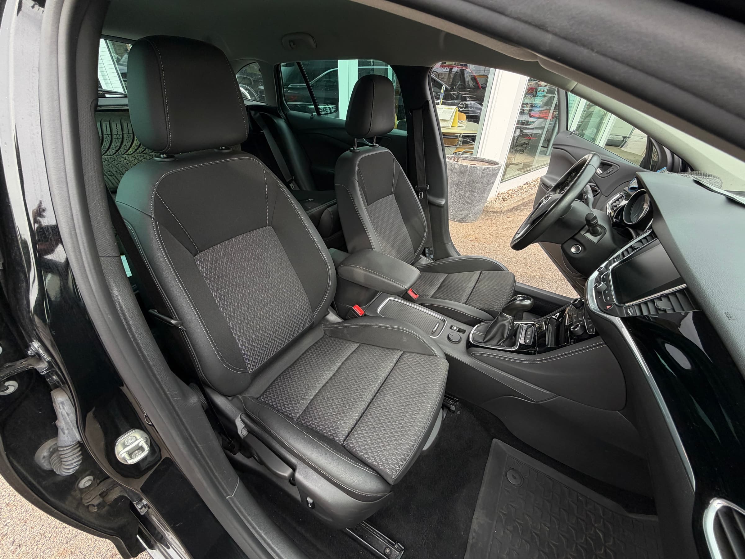 Opel Astra  – Bild 6